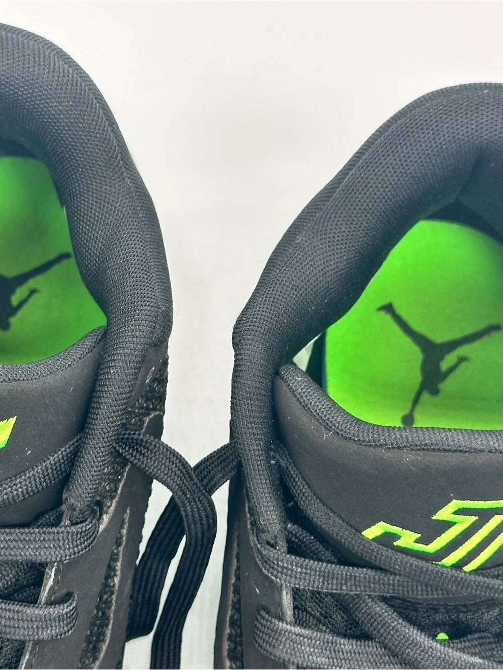 Size 8.5 Men’s Nike Jordan Tatum 1 Green Strike Black Neon DZ3324-003